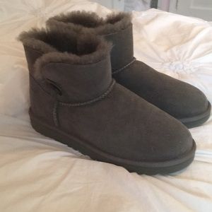 Gray Low Uggs